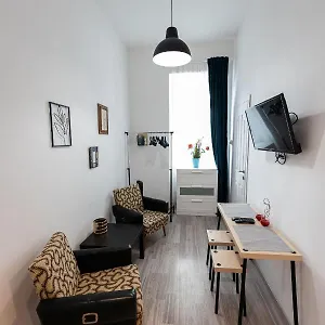 King Seventeen Homes Apartamento