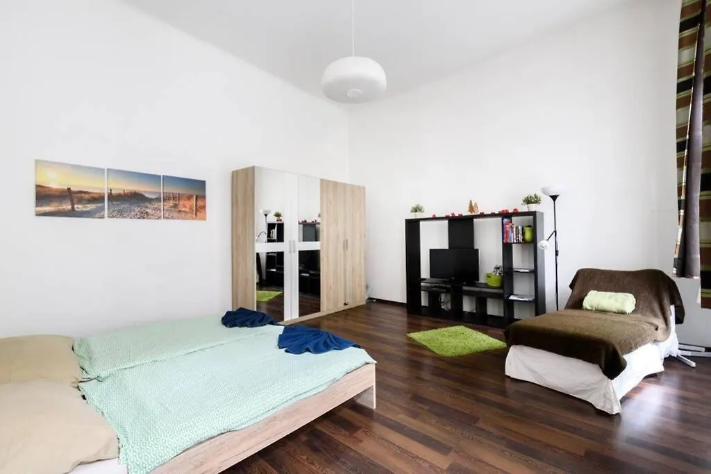 Diamond Home Apartment - City Center Boedapest